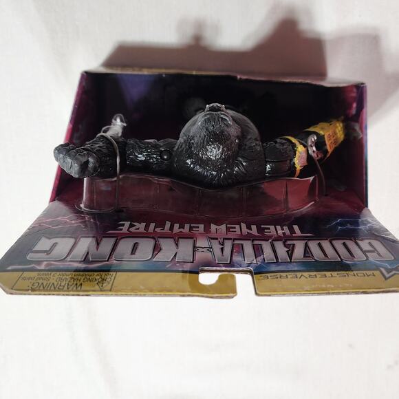 Godzilla vs Kong the new empire kong with B.E.AS.T glove 6'' - Picture 4 of 7